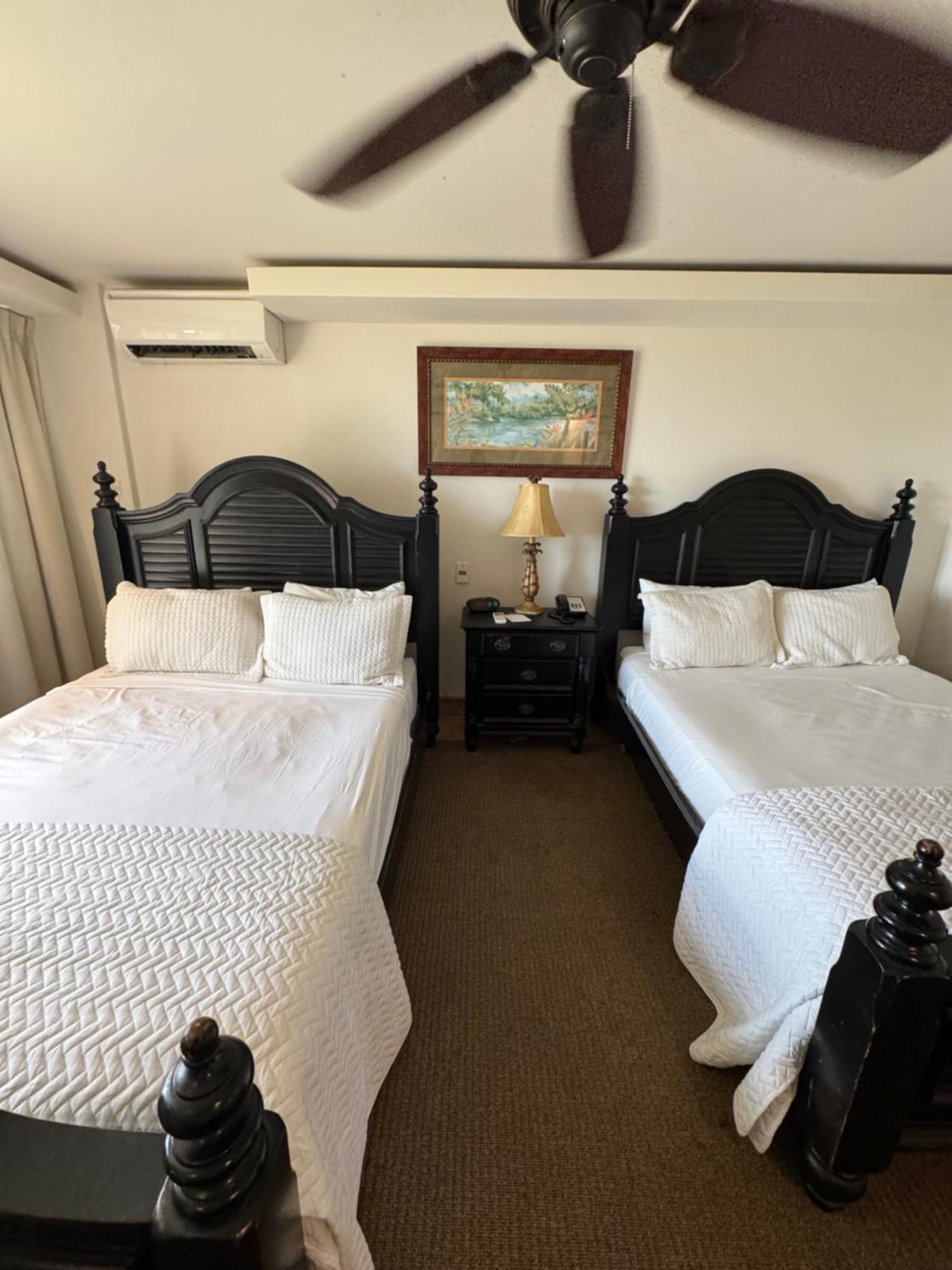 Coral Reef Hotel 3*