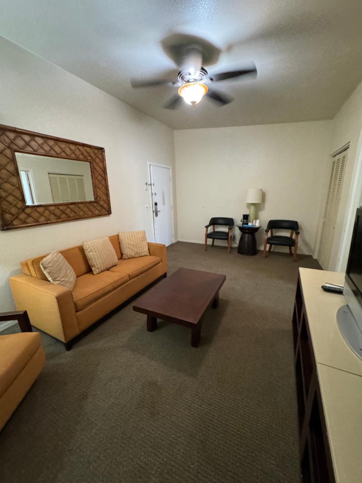 Hotel Coral Reef