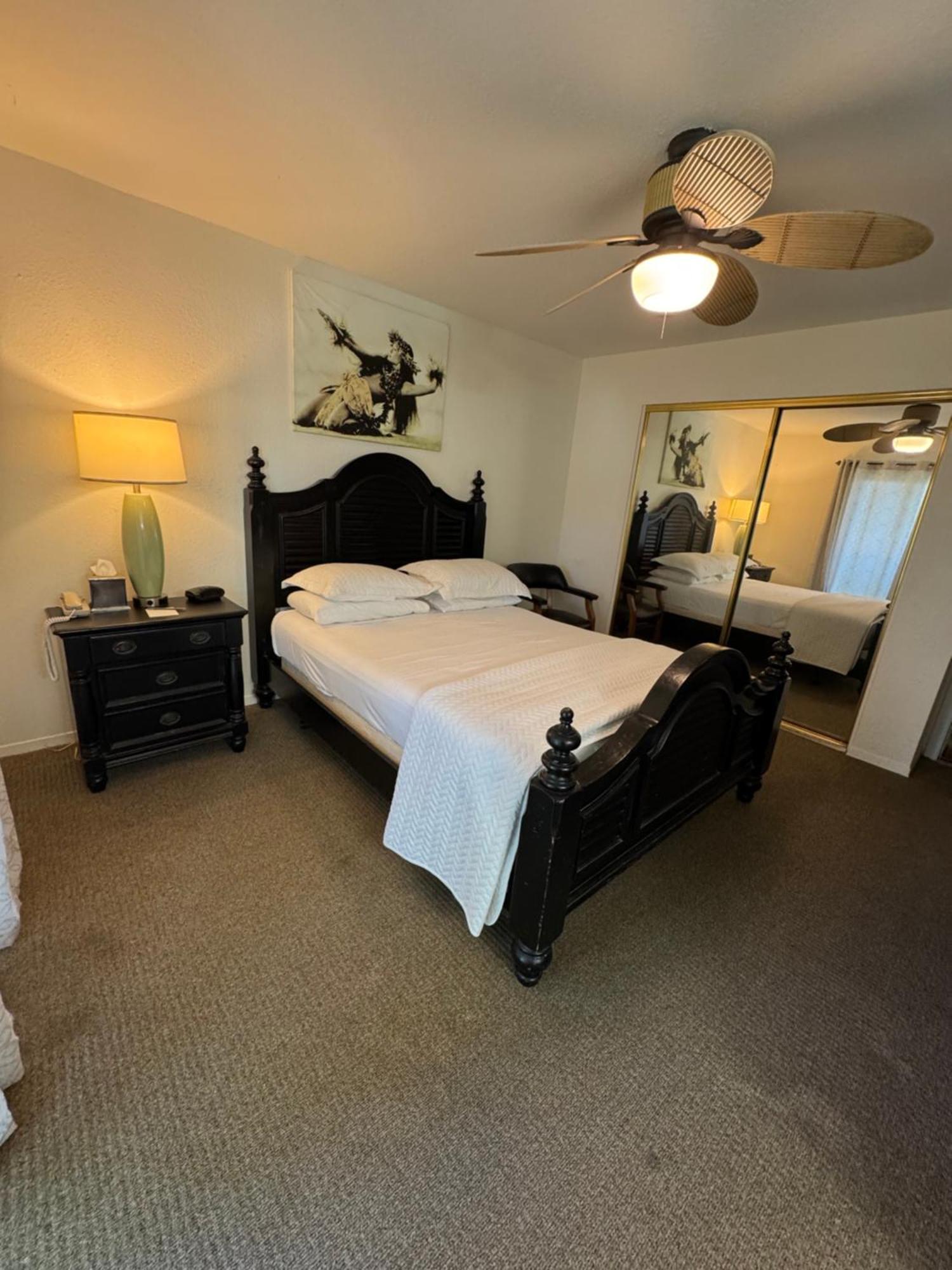 Coral Reef Hotel